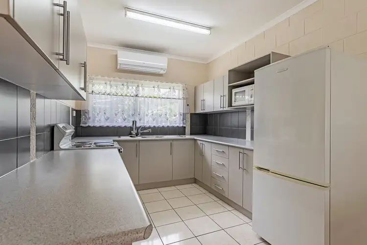Sixth view of Homely house listing, 2/16 Smart Street, Mooroobool QLD 4870