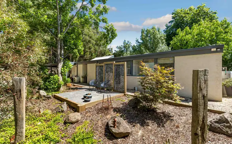 32 Chevannes Street, Macedon VIC 3440