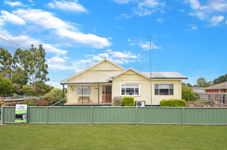 12 Dye Street, Heywood VIC 3304