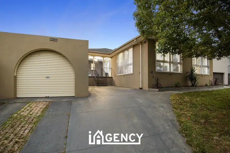Main view of Homely house listing, 2 Spinosa Close, Endeavour Hills VIC 3802