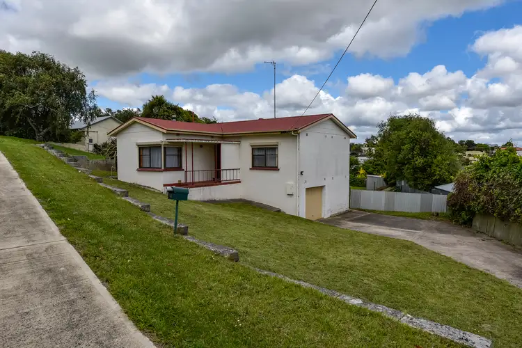 4 Holloway Crescent, Mount Gambier SA 5290