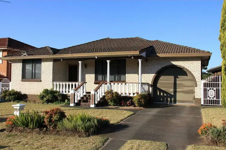 87 Luttrell Street, Hobartville NSW 2753