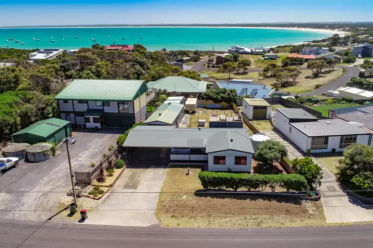 32 Cape Buffon Drive, Southend SA 5280