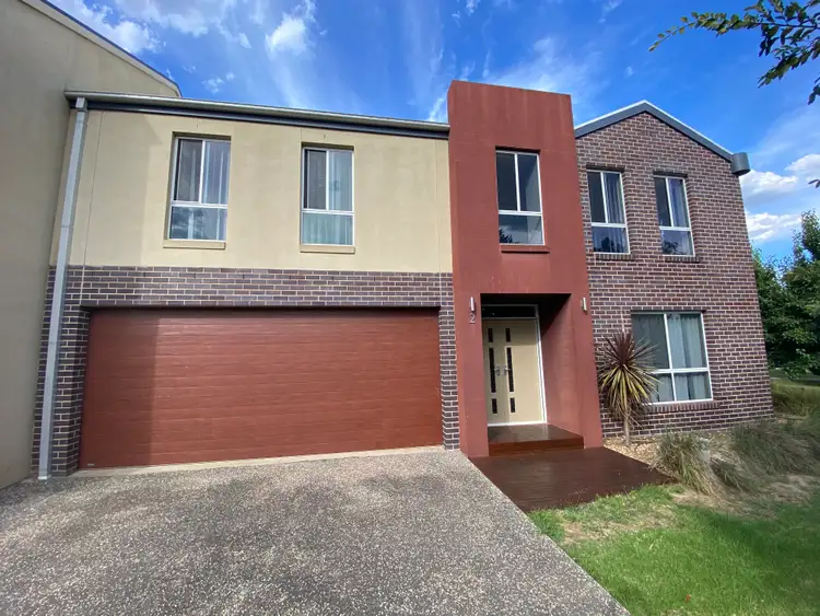 2 Billson Place, Glenroy NSW 2640