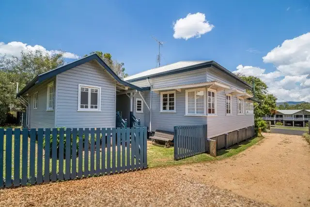 34 HERBERTON ROAD