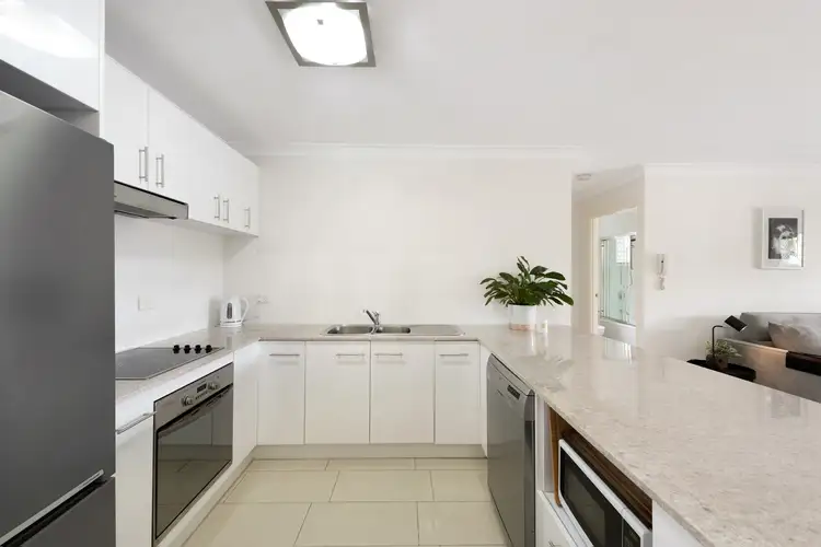 Third view of Homely apartment listing, 8/2 Riverton Street, Clayfield QLD 4011