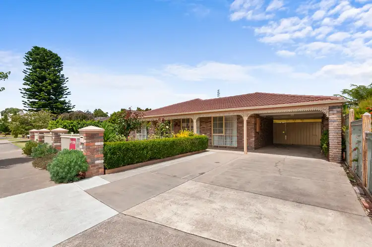 Second view of Homely house listing, 8 Burling Court, Sale VIC 3850