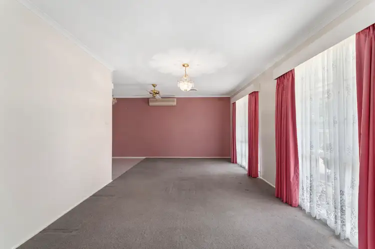 Sixth view of Homely house listing, 8 Burling Court, Sale VIC 3850