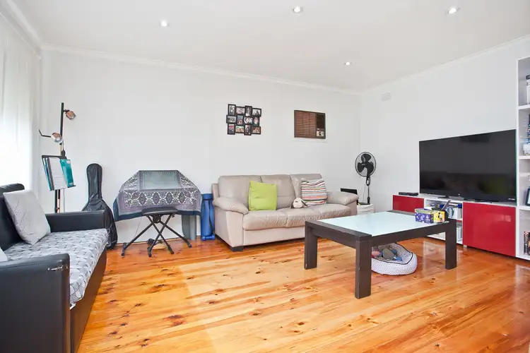 Third view of Homely house listing, 5 Duval Court, Albanvale VIC 3021
