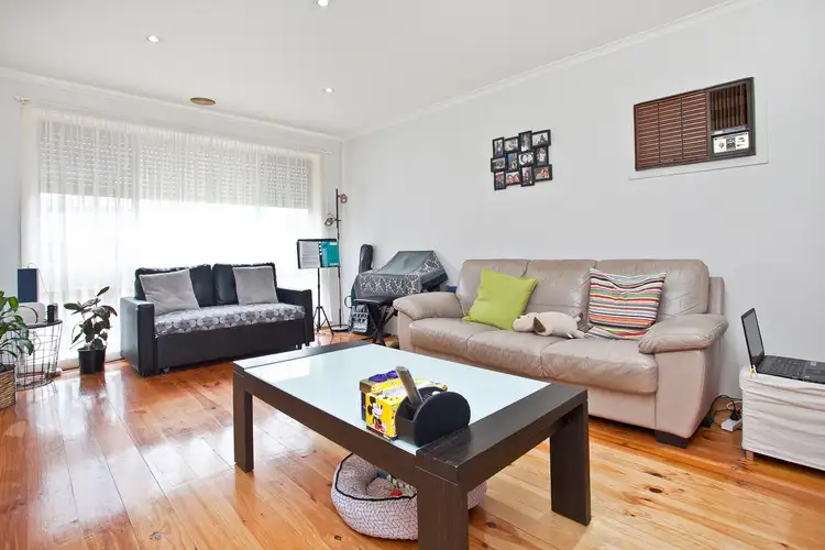 Fourth view of Homely house listing, 5 Duval Court, Albanvale VIC 3021
