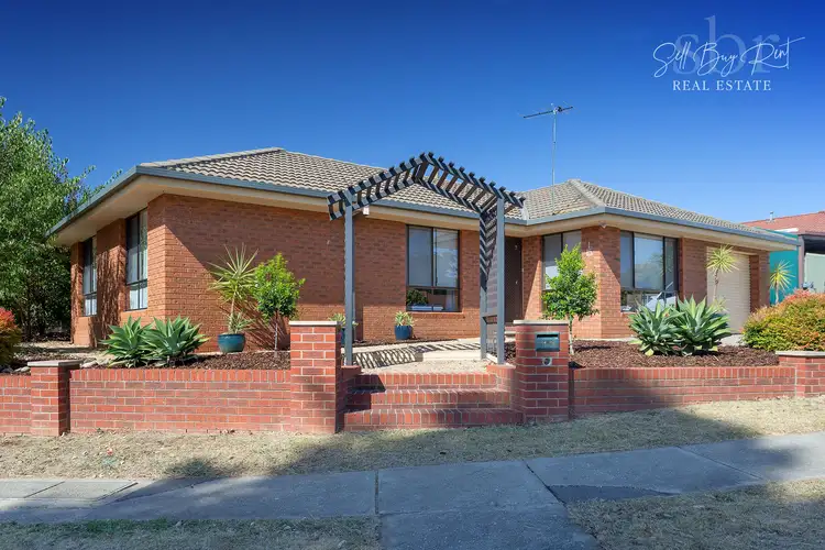 Main view of Homely unit listing, 1/15 CHIFLEY STREET, Wodonga VIC 3690