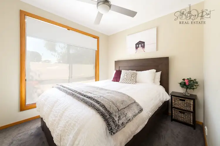 Sixth view of Homely unit listing, 1/15 CHIFLEY STREET, Wodonga VIC 3690
