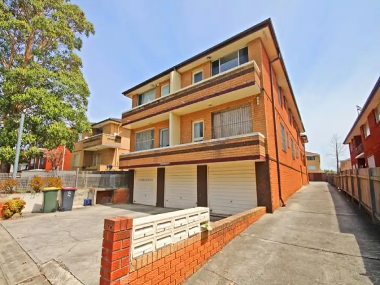 7/64 Colin Street