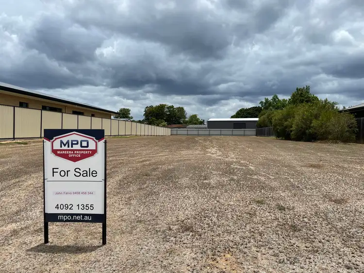 24 Jacinta Crescent, Mareeba QLD 4880