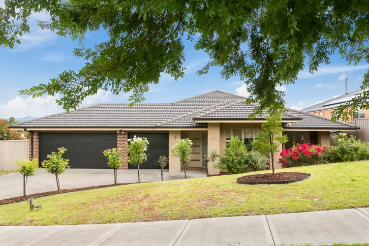 6 Kameel Drive, Yarra Glen VIC 3775