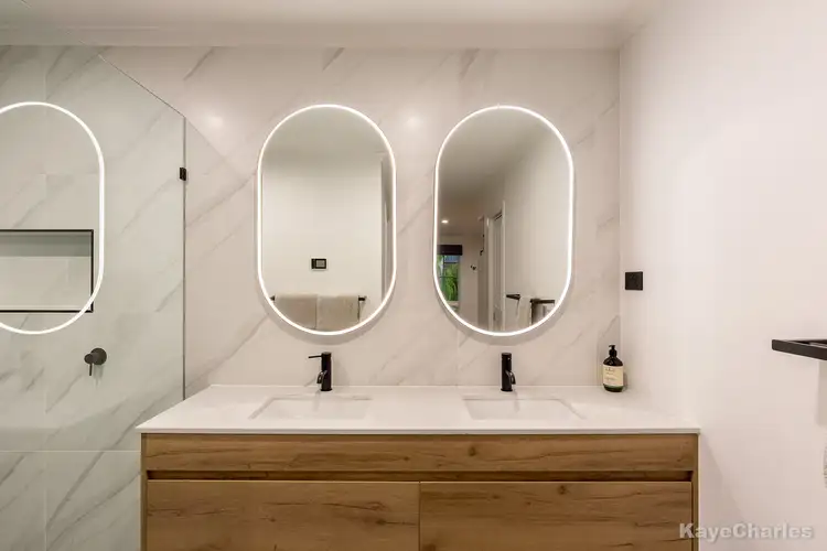 Fifth view of Homely house listing, 9 Grange Circuit, Beaconsfield VIC 3807