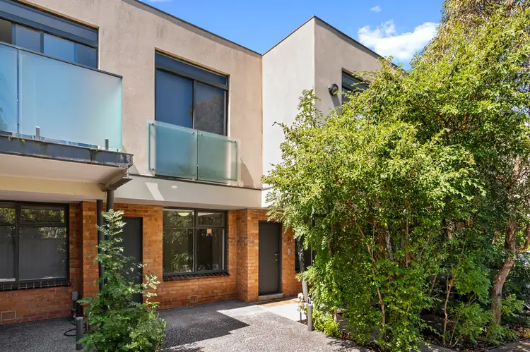 11/1656 Dandenong Road, Oakleigh East VIC 3166
