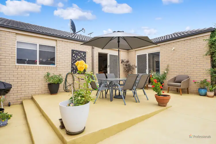 Second view of Homely house listing, 6 Cromarty Circuit, Darley VIC 3340