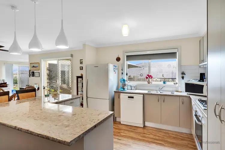 Fifth view of Homely house listing, 6 Cromarty Circuit, Darley VIC 3340