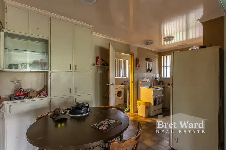Fifth view of Homely house listing, 12 Vivian Court, East Bairnsdale VIC 3875