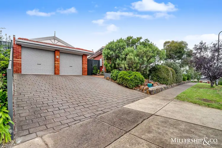 Second view of Homely house listing, 2 Lobelia Court, South Morang VIC 3752