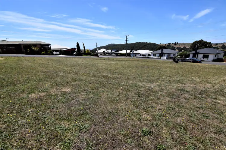 100 Old Surrey Road, Havenview TAS 7320