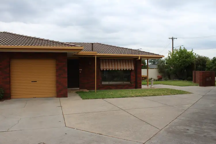 Main view of Homely townhouse listing, 1/480 HAZEL COURT, Lavington NSW 2641