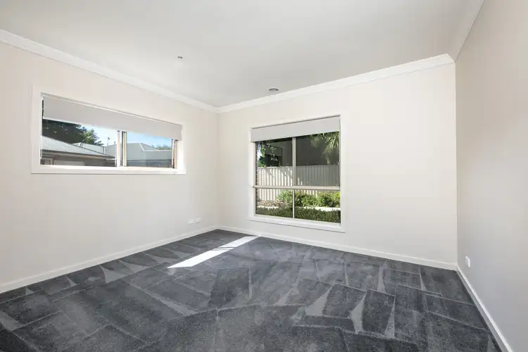Sixth view of Homely unit listing, 4/76 Barry Street, Romsey VIC 3434