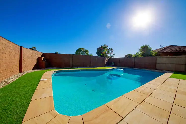8 LAKEVIEW COURT, Mulwala NSW 2647