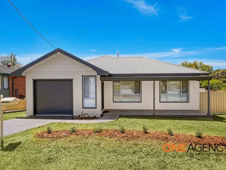 16 Elizabeth Avenue, Nowra NSW 2541