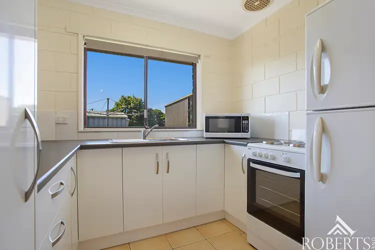 Second view of Homely semi-detached listing, 2/3 suzanne crescent, Warrnambool VIC 3280