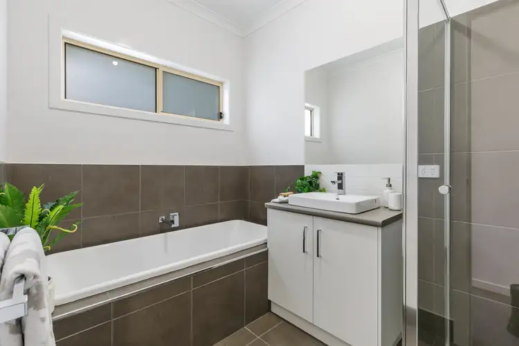 Fourth view of Homely townhouse listing, 8 Somerset Crescent, Mansfield VIC 3722
