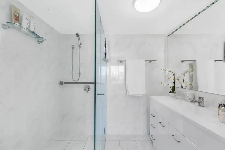 Third view of Homely apartment listing, 39/2894-2910 GOLD COAST HIGHWAY, Surfers Paradise QLD 4217