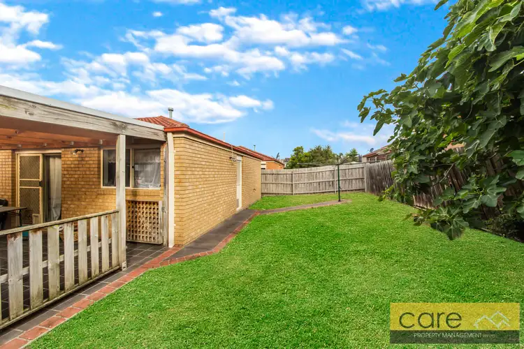 93 LAURA DRIVE, Hampton Park VIC 3976