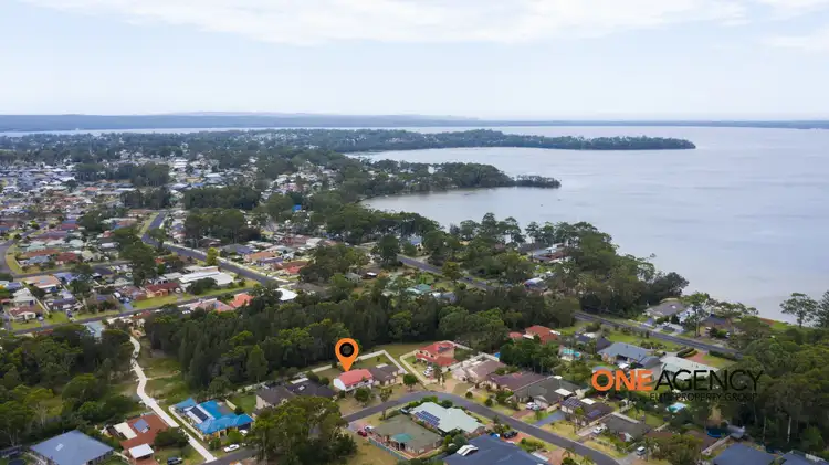 8 Nulla Place, St Georges Basin NSW 2540