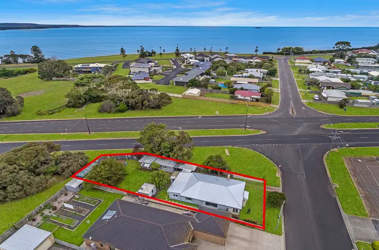 24 Learmonth Street, Portland VIC 3305