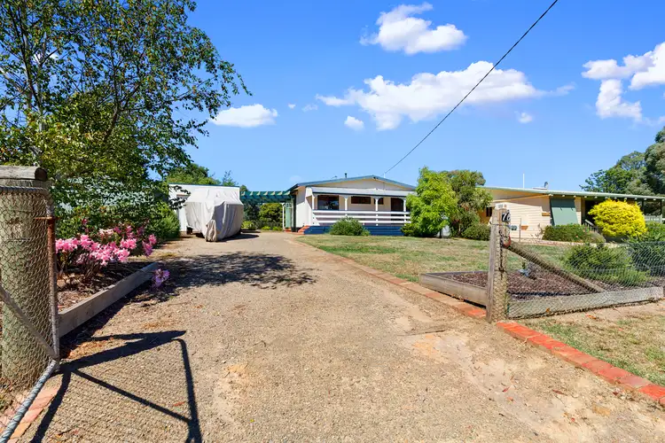 76 Willow Lake Drive
