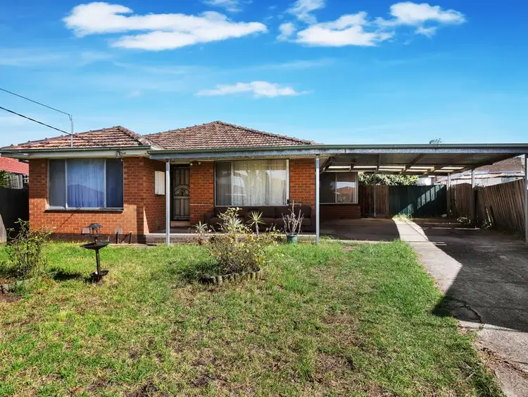 Main view of Homely house listing, 8 Walnut Court, Kings Park VIC 3021