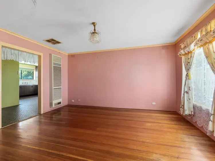 Fourth view of Homely house listing, 8 Walnut Court, Kings Park VIC 3021