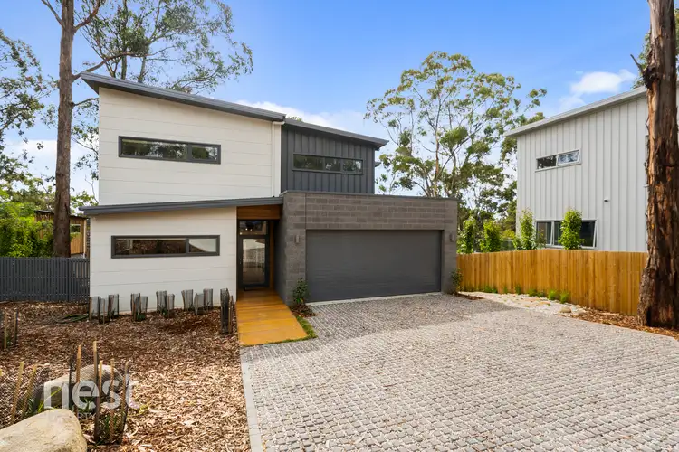 6 Broughton Avenue, Mount Nelson TAS 7007