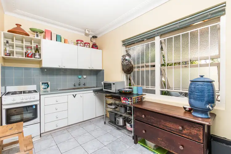 Fifth view of Homely unit listing, 3/49 Qualtrough Street, Woolloongabba QLD 4102
