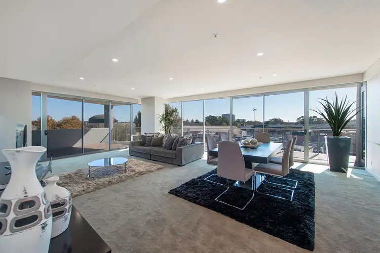2/1 Barracks Lane, Mandurah WA 6210