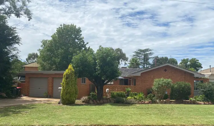 4 Wyuna Avenue, Dubbo NSW 2830