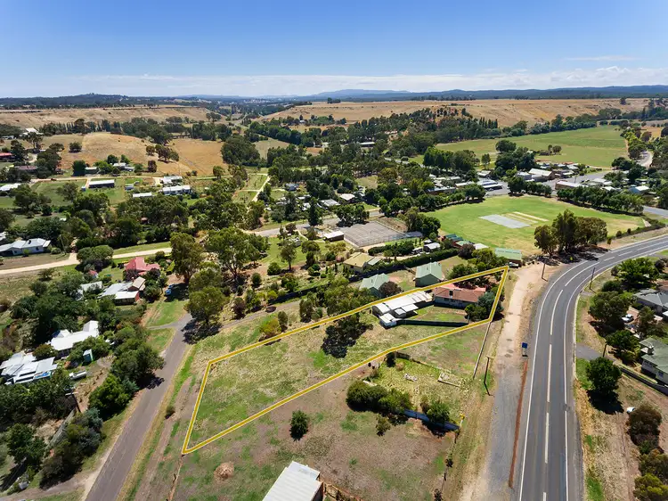 Second view of Homely house listing, 7 Fletcher Street, Guildford VIC 3451