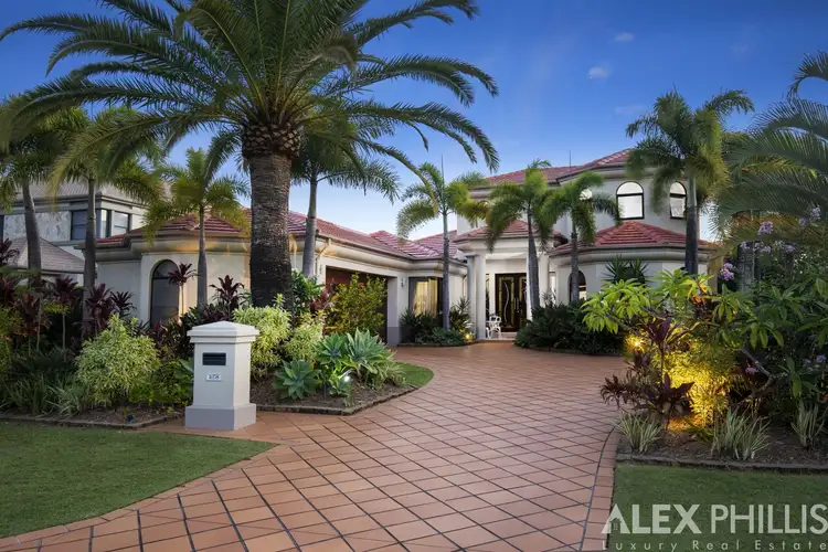 1658 Riverdale Drive, Hope Island QLD 4212