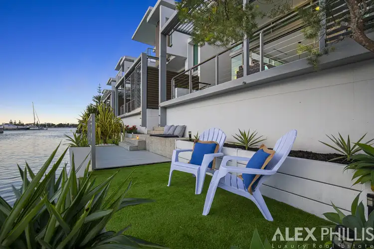 9103/2 Ephraim Island, Paradise Point QLD 4216