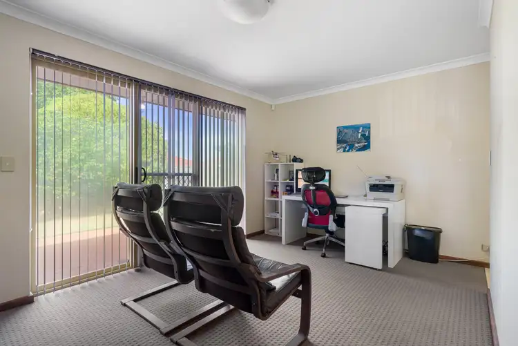 Sixth view of Homely house listing, 10 Chartwell Place, Leeming WA 6149