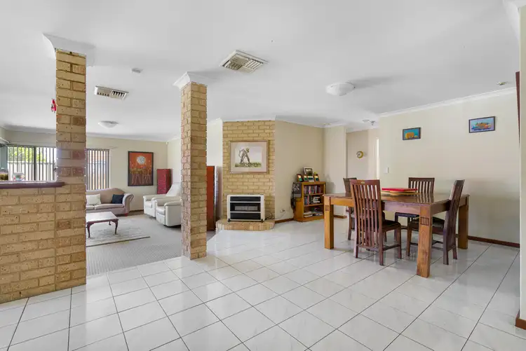 Seventh view of Homely house listing, 10 Chartwell Place, Leeming WA 6149