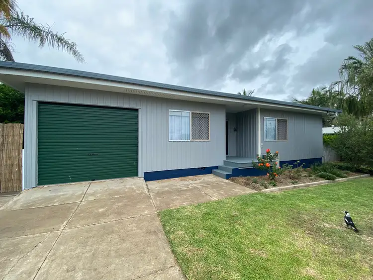 33 PARADISE STREET, Point Vernon QLD 4655