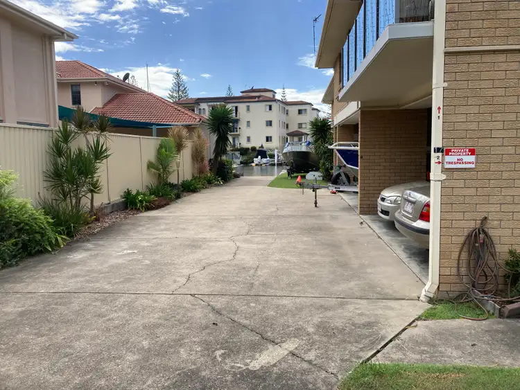 Third view of Homely unit listing, 2/17 Madang Crescent, Runaway Bay QLD 4216